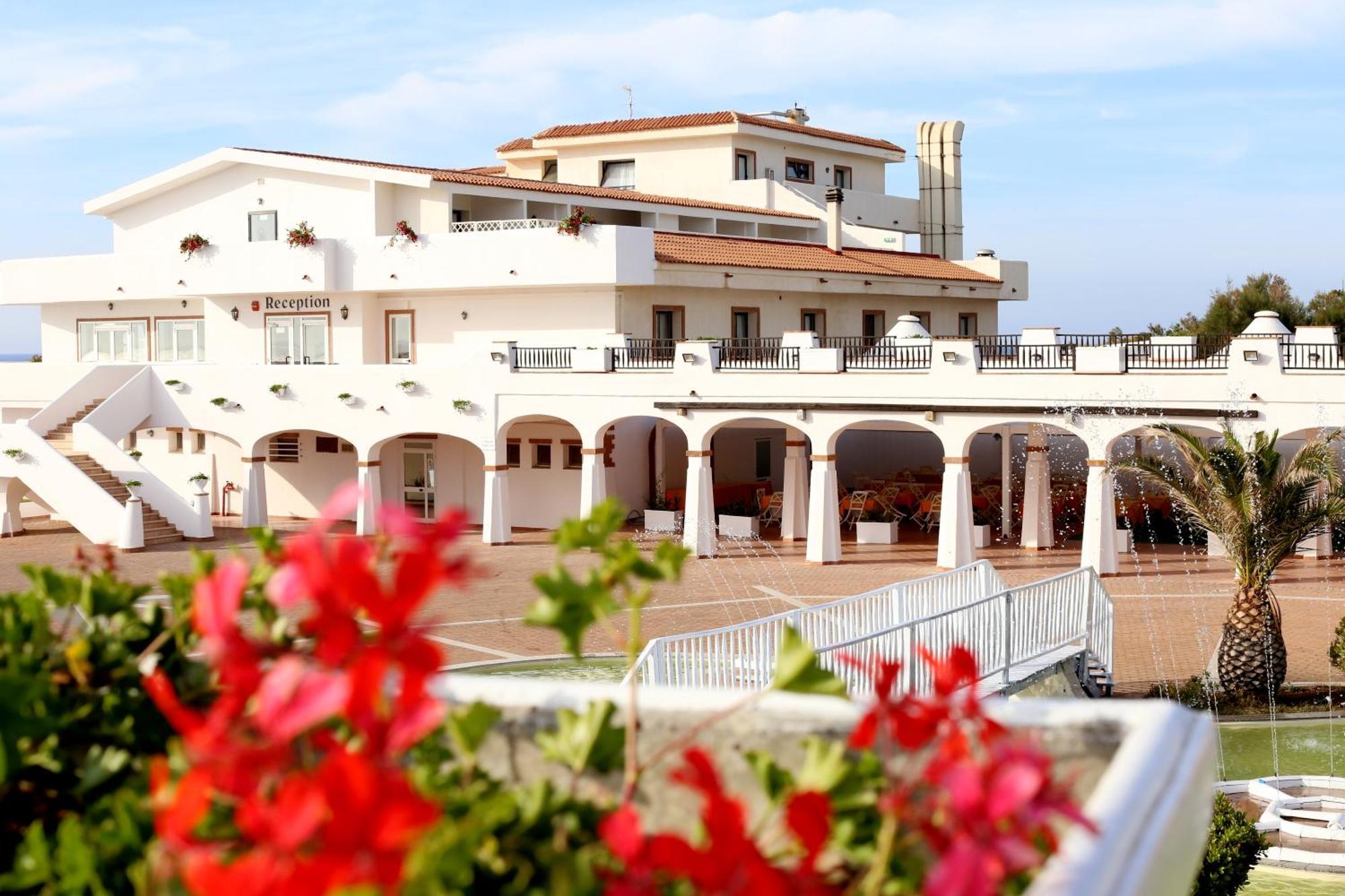 Acqua Di Mare Hotel E Resort Sorso Zewnętrze zdjęcie