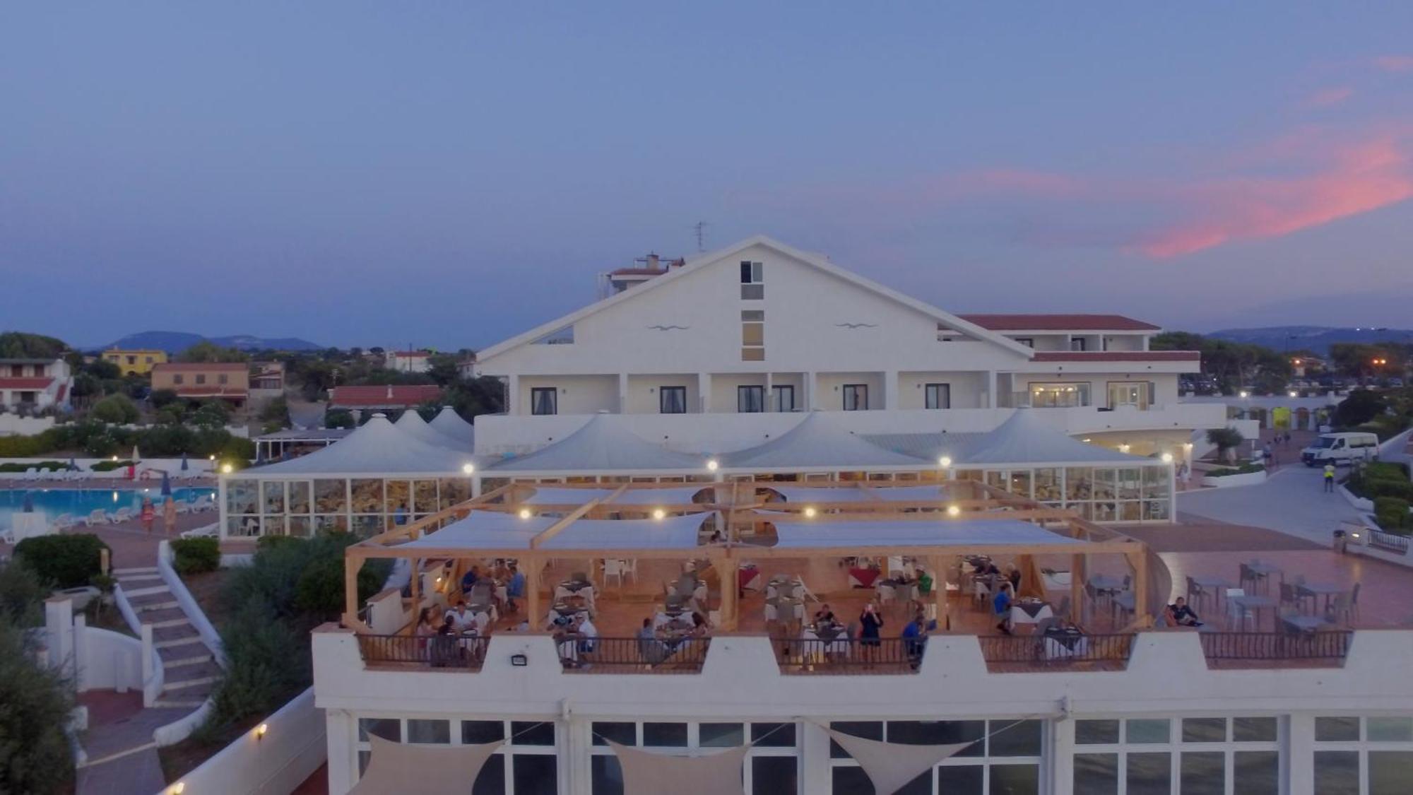 Acqua Di Mare Hotel E Resort Sorso Zewnętrze zdjęcie